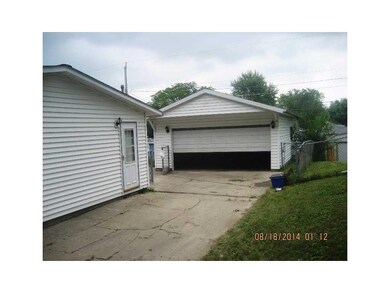 905 S 7th St, Marion, IA 52302 - photo 4