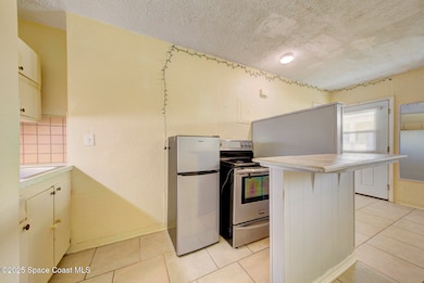 North studio kitchenette