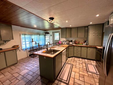 3.kitchen