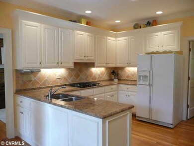 Kitchen - Updated Kitchen with adjoining Breakfast