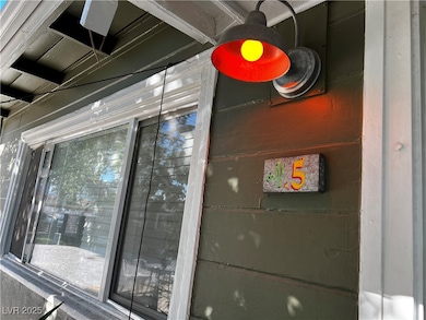 221 S 10th St unit 5, Las Vegas, NV 89101 - photo 2