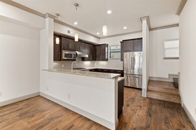 Kitchen with Viking Appliances