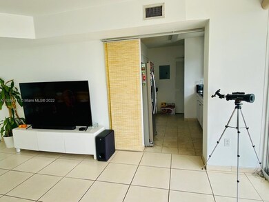 living room-kitchen