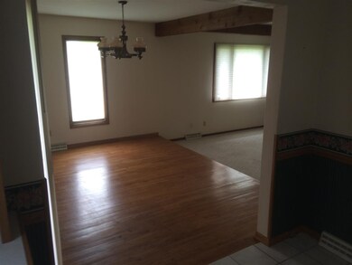 4016 Rownd St, Cedar Falls, IA 50613 - photo 7