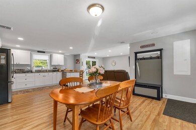 182 Eastern Ave, Rochester, NH 03867 - photo 7