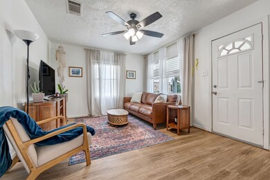 5006 Oak St, Seabrook, TX 77586 - photo 4