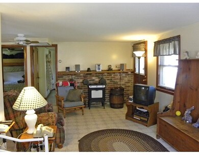 9 Tepee Ln, Heath, MA 01340 - photo 3