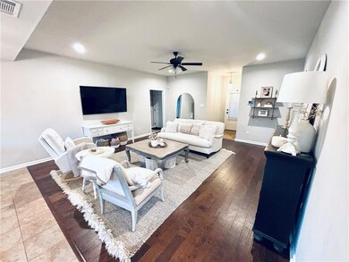 325 Ashton Oaks Ln, Luling, LA 70070 - photo 5