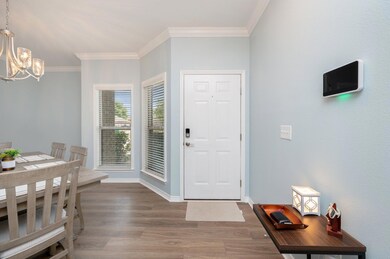 12-web-or-mls-2277 Lewis St-08