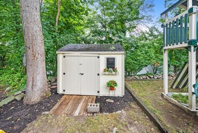 26 Windemere Cir, Braintree, MA 02184 - photo 6