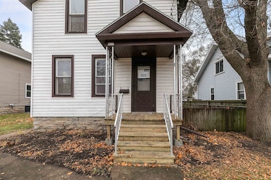 819 Otter Ave, Oshkosh, WI 54901 - photo 3