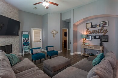 503 Glenwood Ridge Dr, Spring, TX 77386 - photo 5