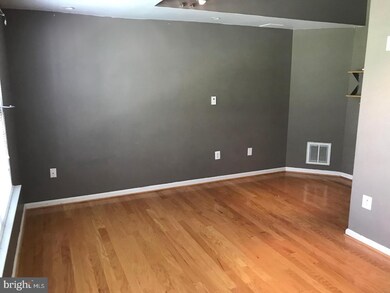 8209 Lyndhurst St, Laurel, MD 20724 - photo 6