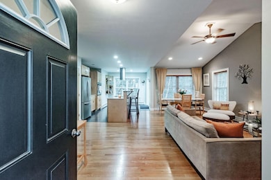 56 Lone Pine Ln, Yarmouth, ME 04096 - photo 3