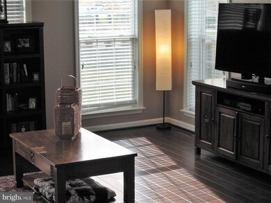 42721 Eildon Terrace unit 17Q, Ashburn, VA 20147 - photo 7