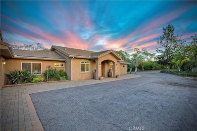 1986 Grey Rabbit Hollow Ln, Fallbrook, CA 92028 - photo 3