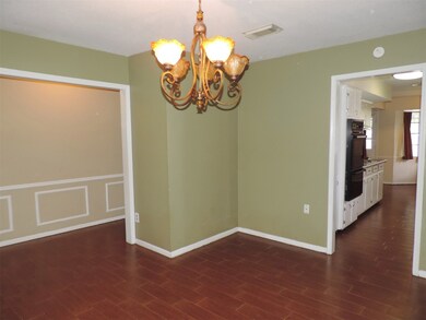 7282 Shady Corners Ln, Houston, TX 77040 - photo 3