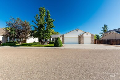 516 War Eagle Way, Nampa, ID 83686 - photo 2