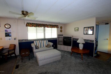 004living-room
