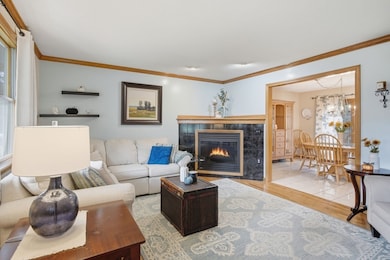 226 Allen St, East Longmeadow, MA 01028 - photo 5