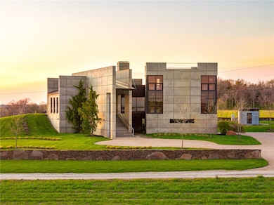 155 W Main Rd, Little Compton, RI 02837 - photo 2