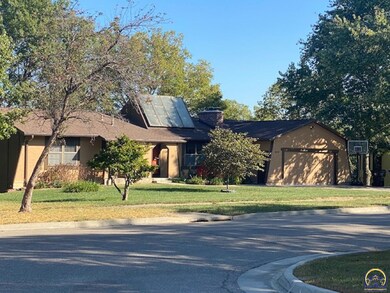 4832 SW Skyline Pkwy, Topeka, KS 66614 - photo 4