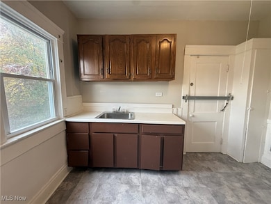 1278 E 115th St unit 1, Cleveland, OH 44108 - photo 5