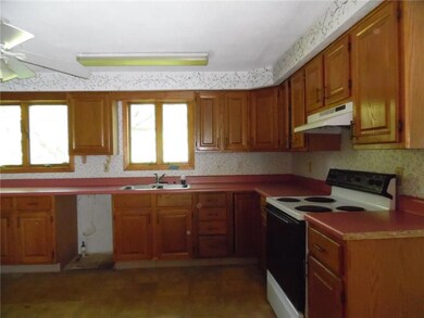 95 Chestnut St, Westbrook, ME 04092 - photo 6