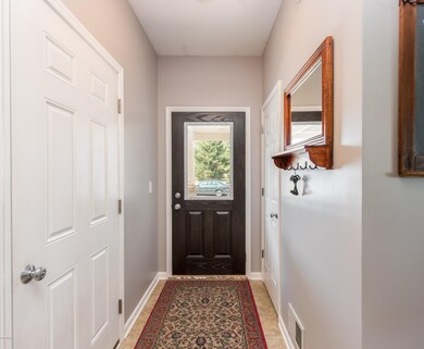 665 Braeside Dr SE unit 82, Byron Center, MI 49315 - photo 5