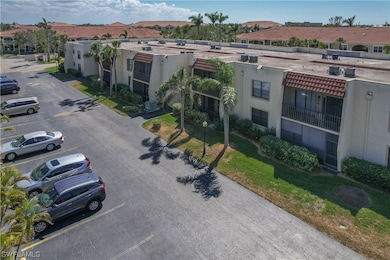 12491 Mcgregor Blvd unit 7, Fort Myers, FL 33919 - photo 4