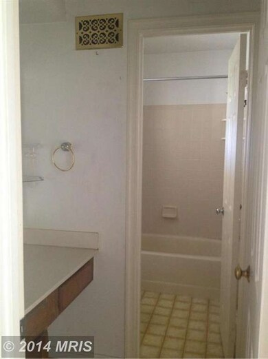 12861 Mill Brook Ct, Woodbridge, VA 22192 - photo 7