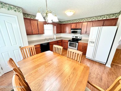 716 Helm Ln, Mount Washington, KY 40047 - photo 7