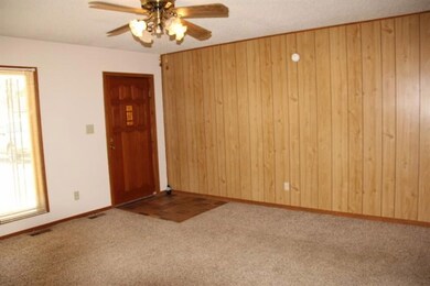 510 W 8th St, Hugoton, KS 67951 - photo 4