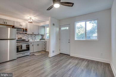 2403 Kent Village Place, Hyattsville, MD 20785 - photo 4