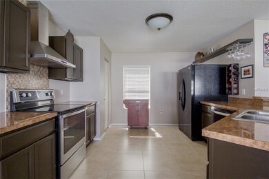 Beautiful spacious kitchen