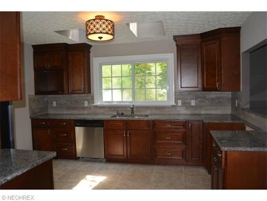 3722 Seneca St., Stow, OH 44224; STUNNING kitchen 