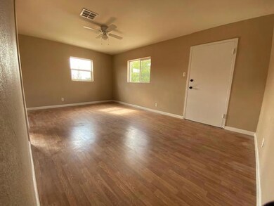 7756 Maverick Ave, El Paso, TX 79915 - photo 5