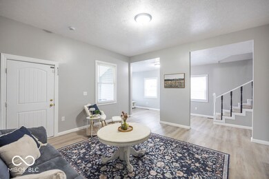 708 S Anderson St, Elwood, IN 46036 - photo 5