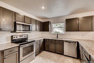 9919 Wildhorse Pkwy, San Antonio, TX 78254 - photo 6