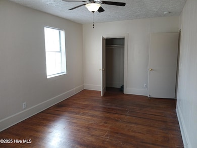 723 A Bedroom A 2