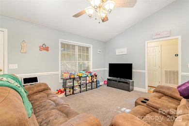 605 Beavers Cove Ln NW, Concord, NC 28027 - photo 4