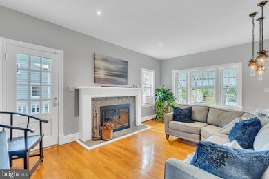 211 W K St, Purcellville, VA 20132 - photo 5