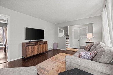 12825 W 100th St, Lenexa, KS 66215 - photo 7