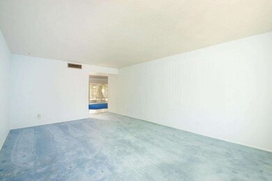 Living room 2