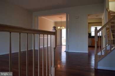 13036 Rosebay Dr, Germantown, MD 20874 - photo 4