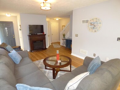 8335 Grand Trevi Dr, Louisville, KY 40228 - photo 6