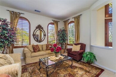 28398 Paragon Dr, Santa Clarita, CA 91390 - photo 4