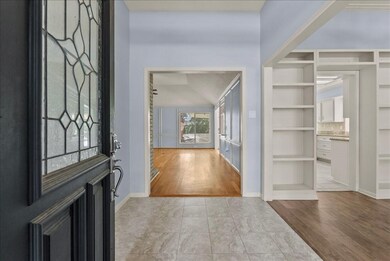 2422 Fairwind Dr, Houston, TX 77062 - photo 4