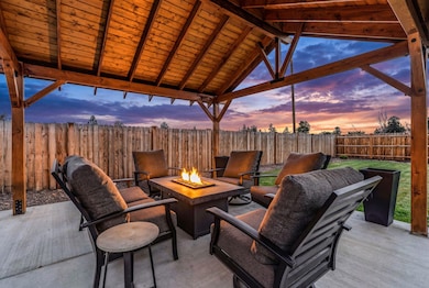 4980 SW Zenith Ave, Redmond, OR 97756 - photo 3