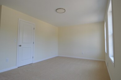 48 Ida Cir unit 310-22, Rochester, NH 03868 - photo 6